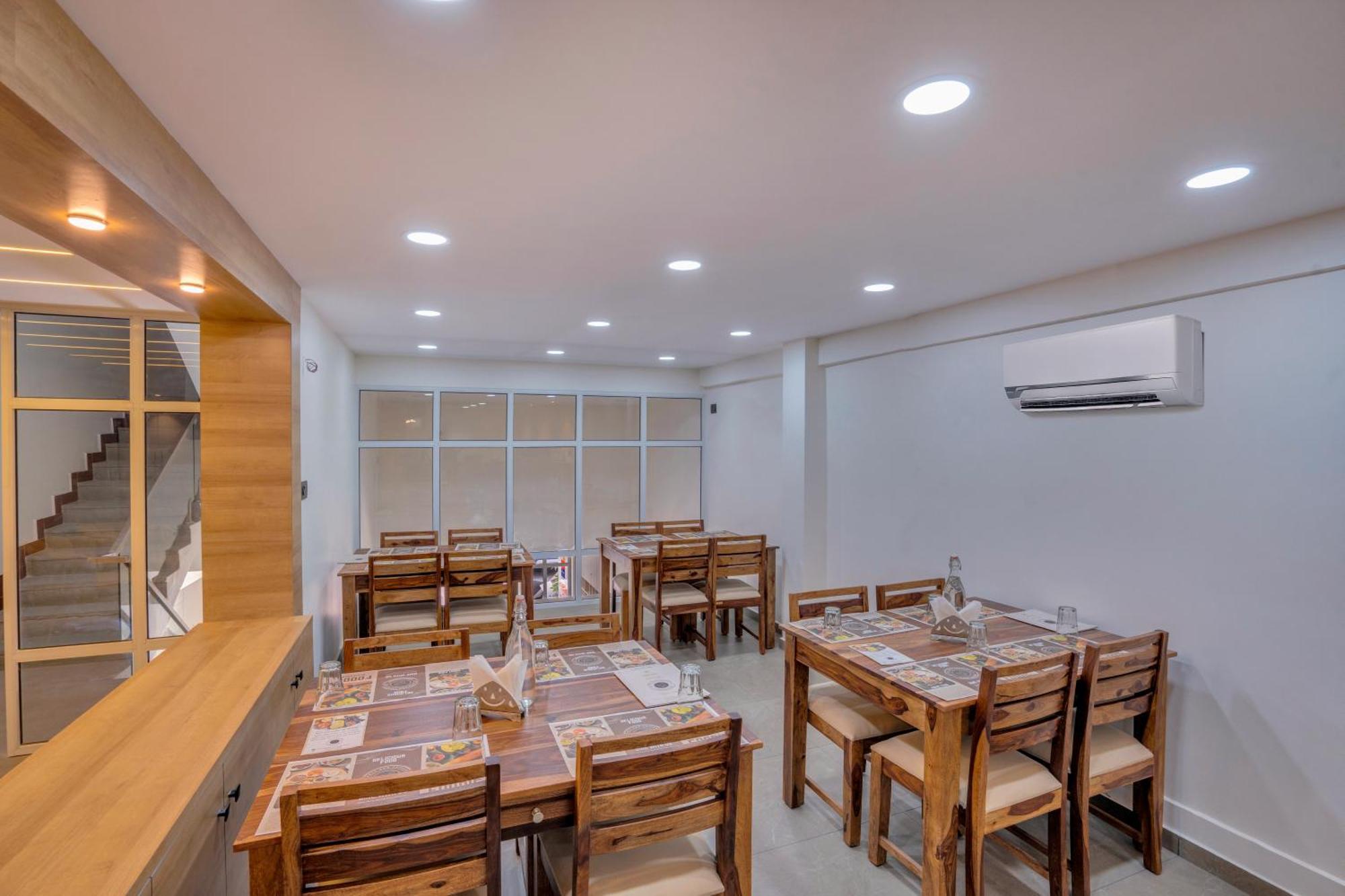 Myspace Hotel Shree Vaibhav Nagpur Eksteriør billede