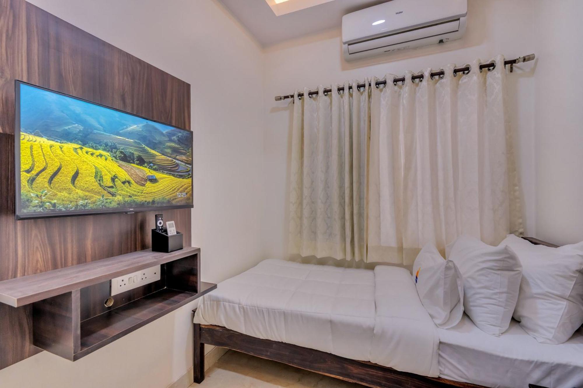 Myspace Hotel Shree Vaibhav Nagpur Eksteriør billede